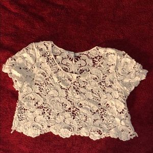 Cropped shirt